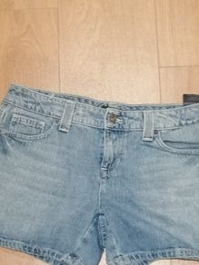 beautiful new vintage Tommy Hilfiger shorts
