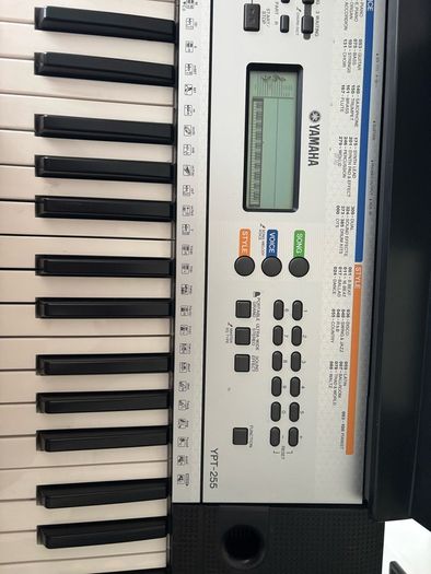Yamaha Keyboard