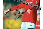 Eric Cantona autograph