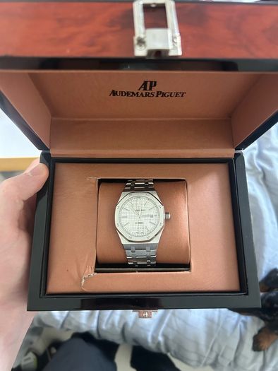 Ap watch