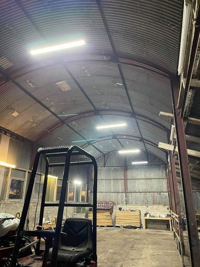 LED tube light