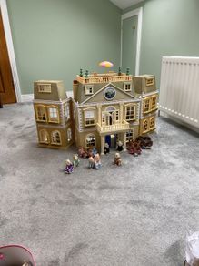 Sylvanian Hotel and families