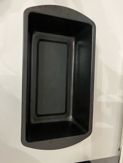 Non-stick bread pan