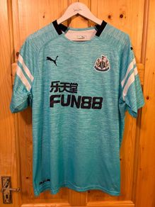 Newcastle United Puma Football Shirt UK XL 2018-19