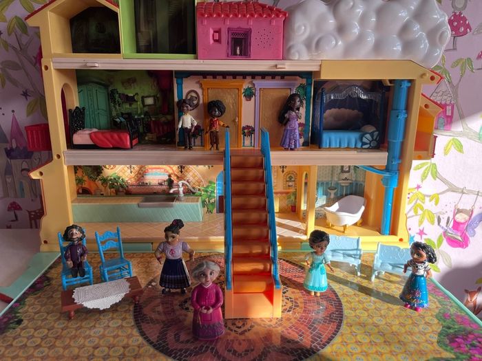 Encanto House