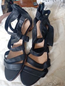 Clarkes ladies sandals
