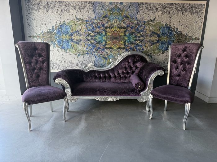 Antique Chaise Longue