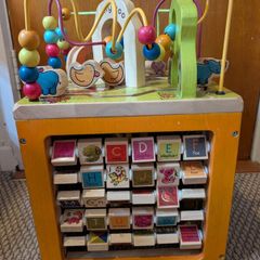 Battat Zany Zoo Wooden Activity Cube Assortment