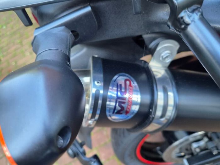 Suzuki v strom 650, Mash 125