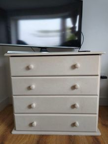 Chest of Drawers