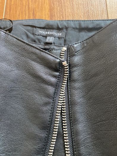 Leather warehouse skirt