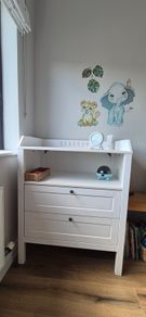 Changing table