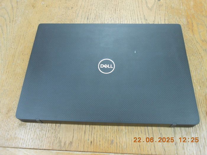 Intel i7 16GB Ram Dell Latitude 7300 Laptop Professional Business Laptop Carbon Fiber Model
