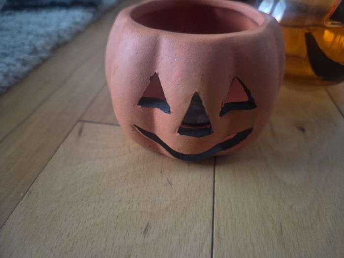 pumpkin candle holders