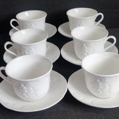 Wedgwood Strawberry and Vine Teacups and Saucers.