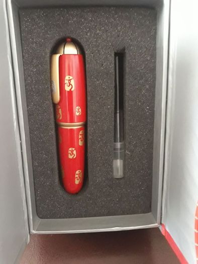 Memoblia ..  From Bejjing Olympics 2008 .. Pen in Box/Price Drop