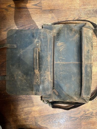 KolmalC leather satchel