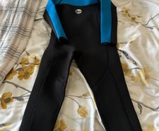 Boys wetsuit age 2/3