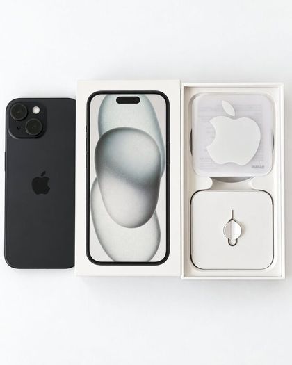 iPhone 15 128GB Black  Unlocked - Box + Receipt