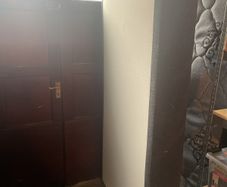 Single bed base and mattress