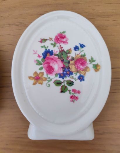 2 vintage Oval fine bone china standing Display Plaques