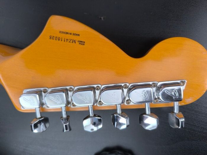 Fender classic series 72 telecaster deluxe