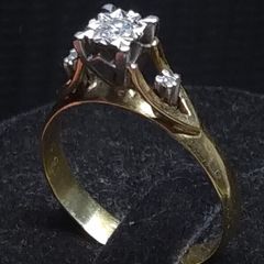 Vintage 18ct Gold Diamond Ring Fully Hallmarked  Size 59