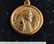 9k Gold St Padre Pio Medal Pendant & chain