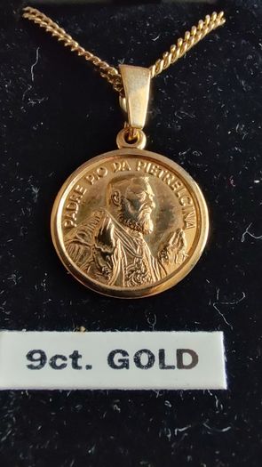 9k Gold St Padre Pio Medal Pendant & chain