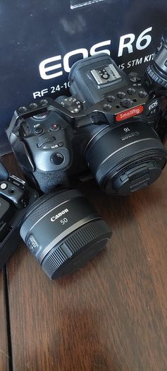 Canon R6 + 50mm + 16mm + dji mic + tascam tm 2x