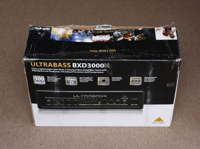 Behringer ULTRABASS BXD3000H Bass Guitar Amplifier Head w/footswitch & rack mounts