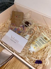 VeLuna Bloom Gift Box