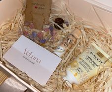 VeLuna Bloom Gift Box