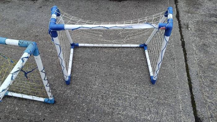 2 small goals