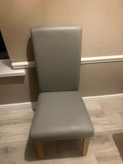 Dining Room Chairs (x8)