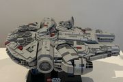Lego Millennium Falcon 75375