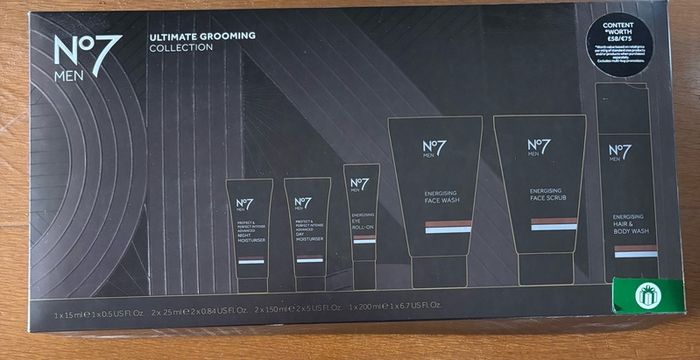 No 7 Men's Ultimate Grooming Collection Gift Box
