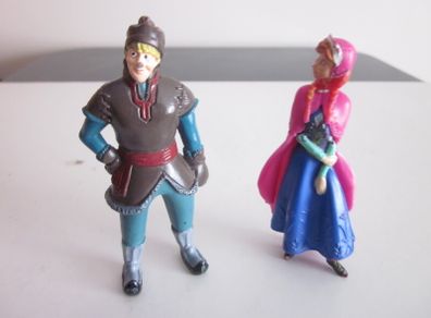 Disney's Frozen Anna and Kristoff Bullyland Figures