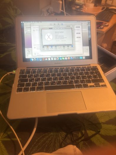 Apple MacBook Air 13" (2016) - Upgraded Intel Core i7 - 8GB RAM - 128GB SSD - Healthy Battery