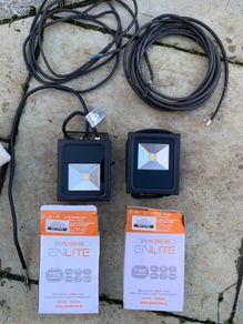 2 x Enlite White 4000K 10w LED Floodlight