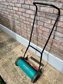 Manuel lawn mower