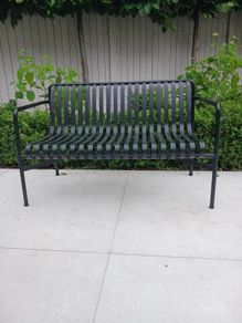 Steel Garden Bench (Hay Palissade)