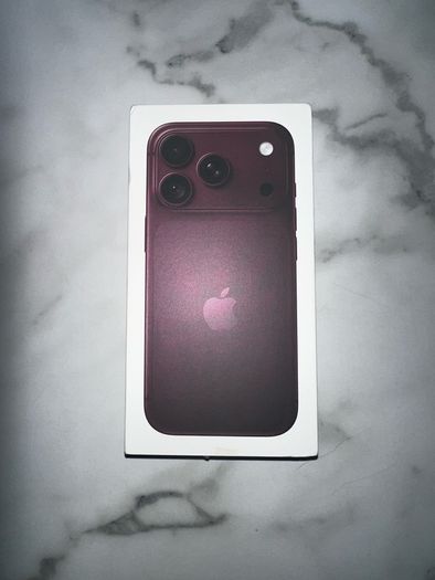 iPhone 18 Pro (256GB, Burgundy, Locked)