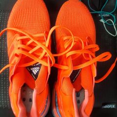 Adidas continental runners 8.5