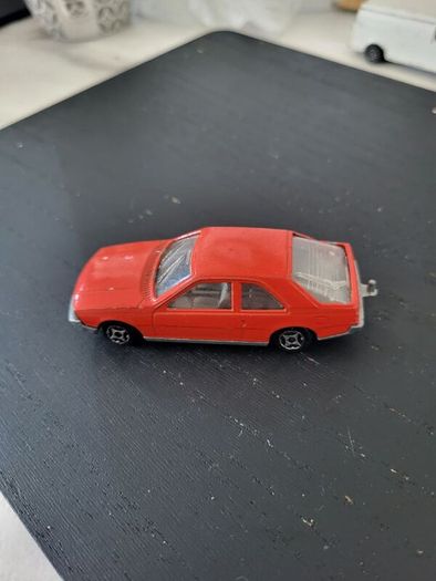 die cast Peugeot