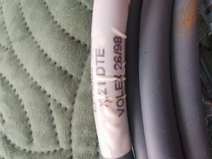 X. 21 cable 298cm long