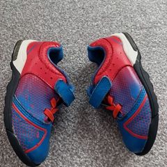 CLARKS baby shoes. size 7G/EUR 24