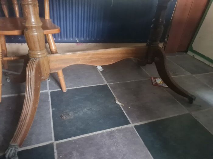 Kitchen Table