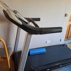 Treadmill & Cross Trainer