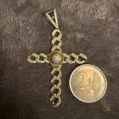 9ct Gold Rolex-Style Crucifix. 7.25g
